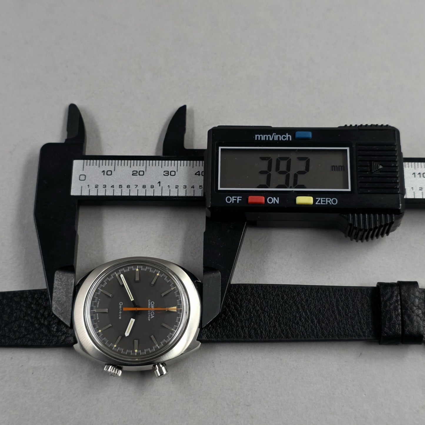 Omega Geneve Chronostop 145.009