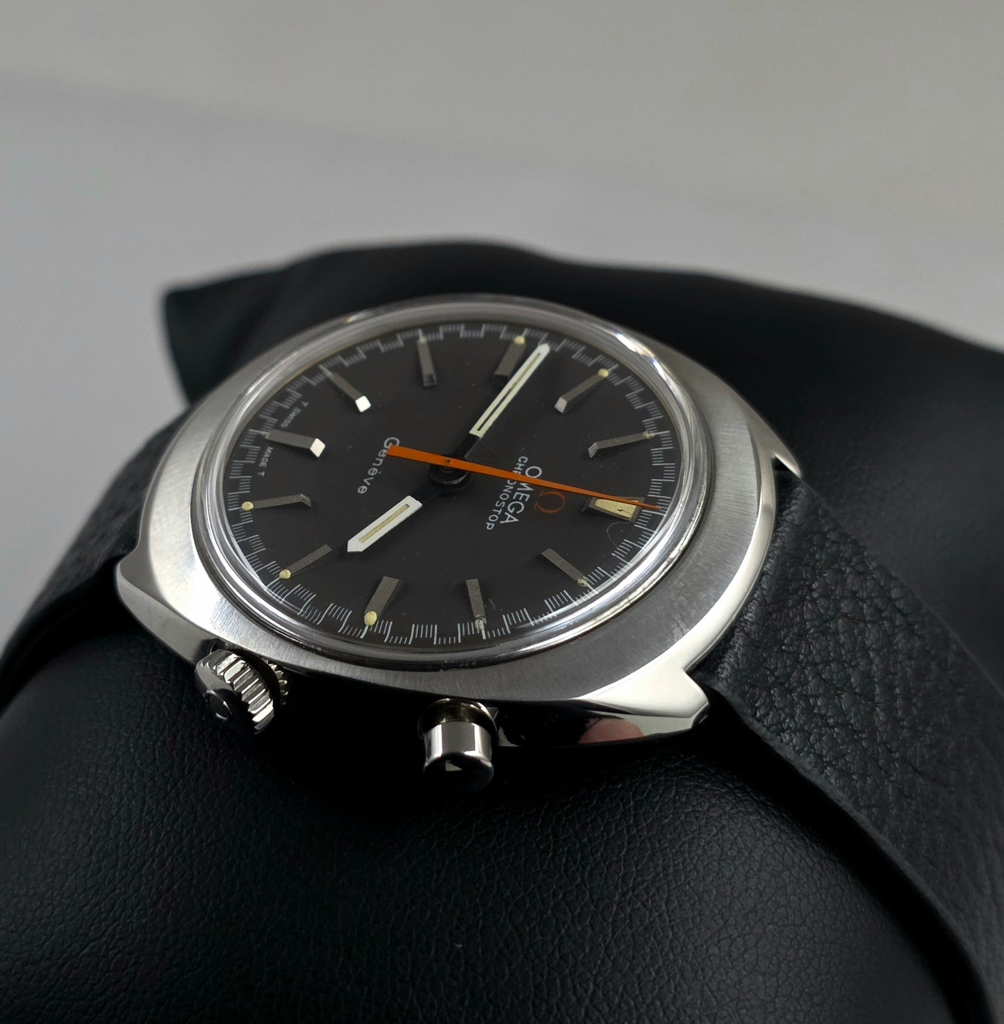 Omega Geneve Chronostop 145.009