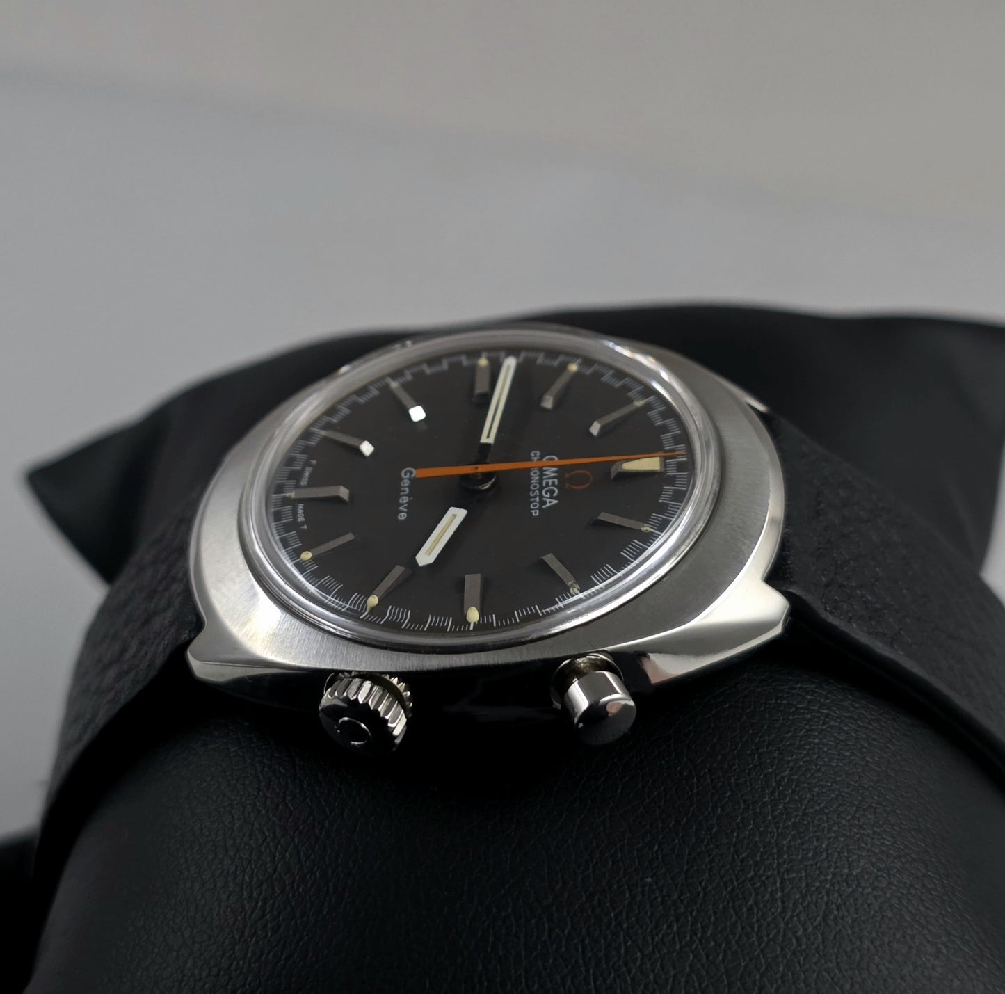 Omega Geneve Chronostop 145.009