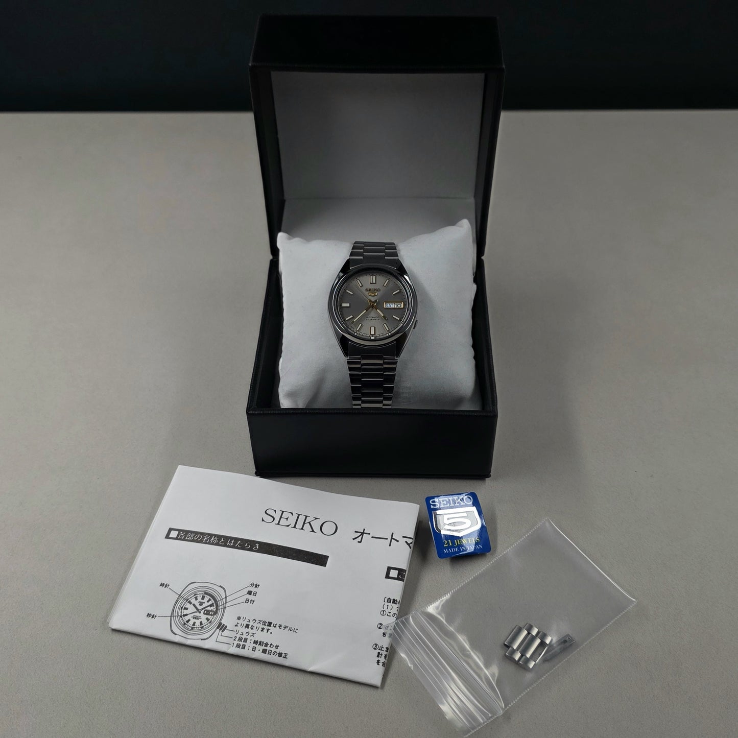 Seiko 5 Automatic 7S26-0480 Grey