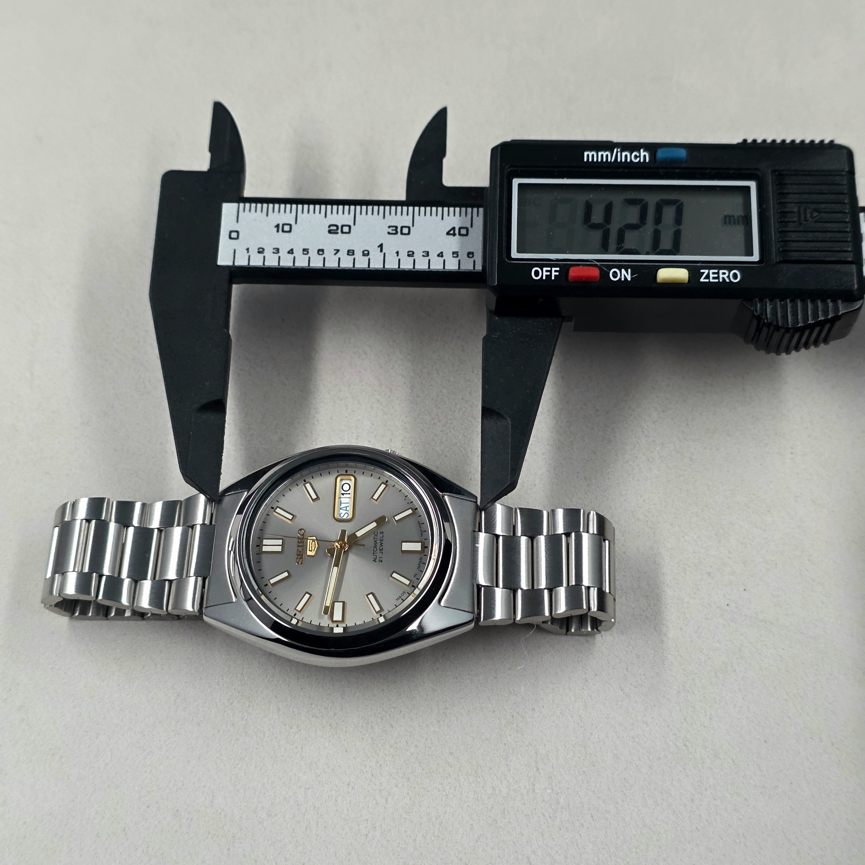 Seiko 5 Automatic 7S26-0480 Grey – Turgay's Watches