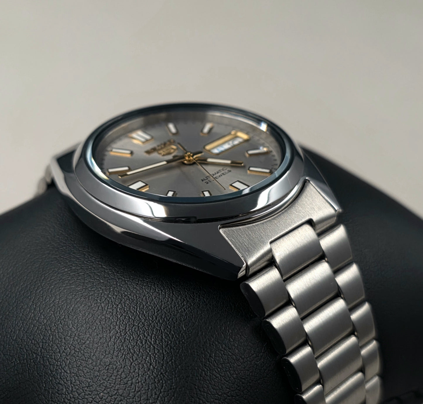 Seiko 5 Automatic 7S26-0480 Grey