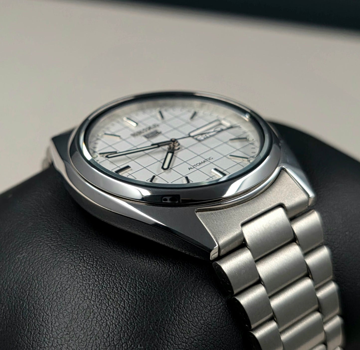 Seiko 5 Automatic 7S26-0480 White