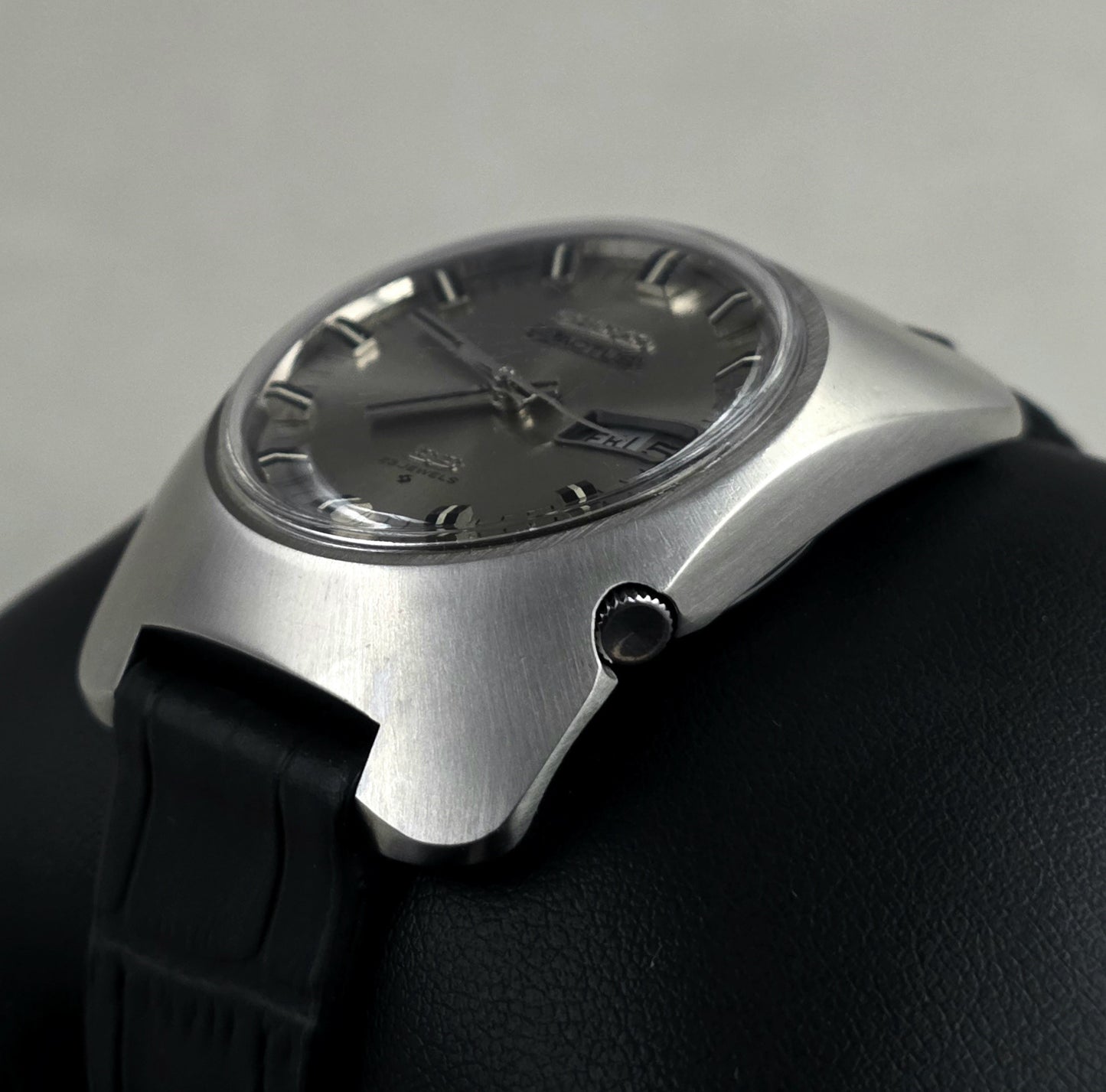 Seiko 5 Actus “Elliptic Case” Ref. 6106-7410