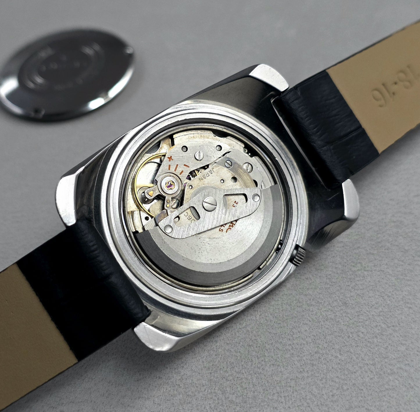 Seiko 5 Actus “Elliptic Case” Ref. 6106-7410