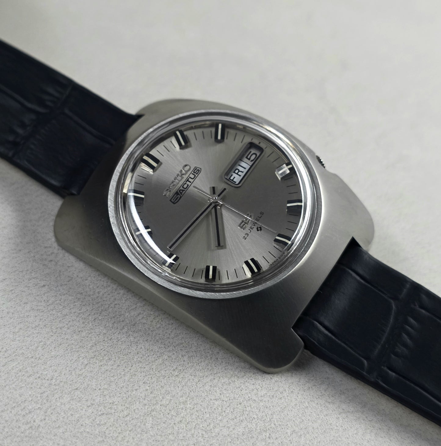 Seiko 5 Actus “Elliptic Case” Ref. 6106-7410