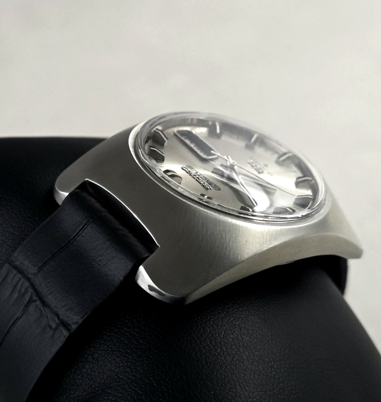 Seiko 5 Actus “Elliptic Case” Ref. 6106-7410