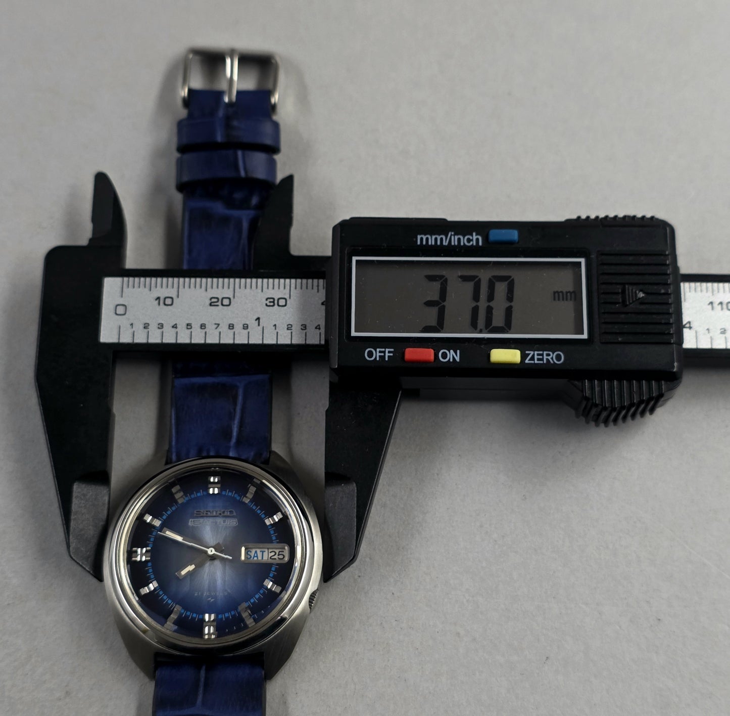 Seiko 5 Actus 7019-7210