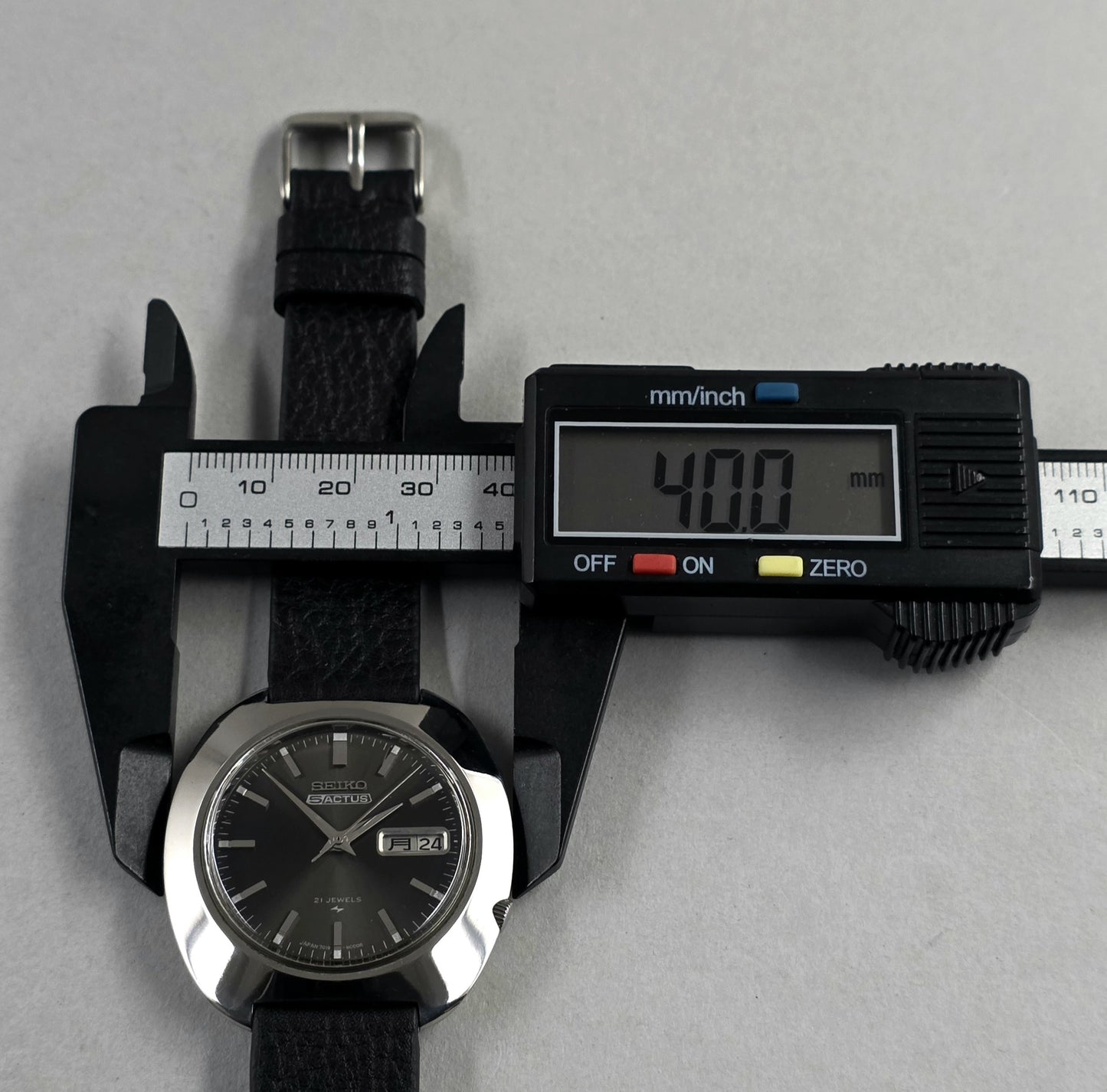Seiko 5 Actus 7019-8000