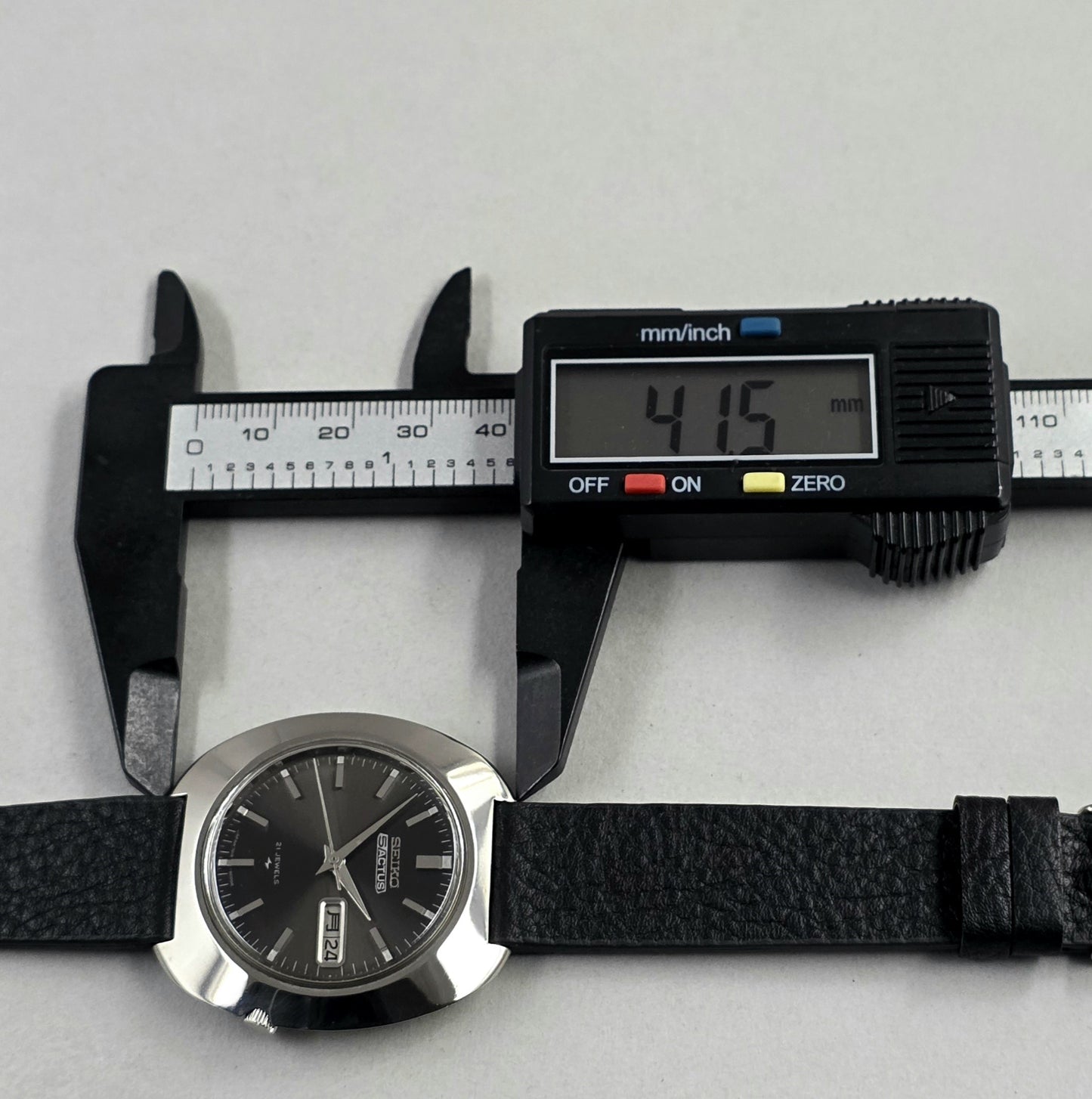 Seiko 5 Actus 7019-8000