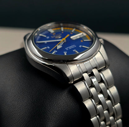 Seiko 5 “Speed Racer” SNK371K1 Ref. 7S26-01V0