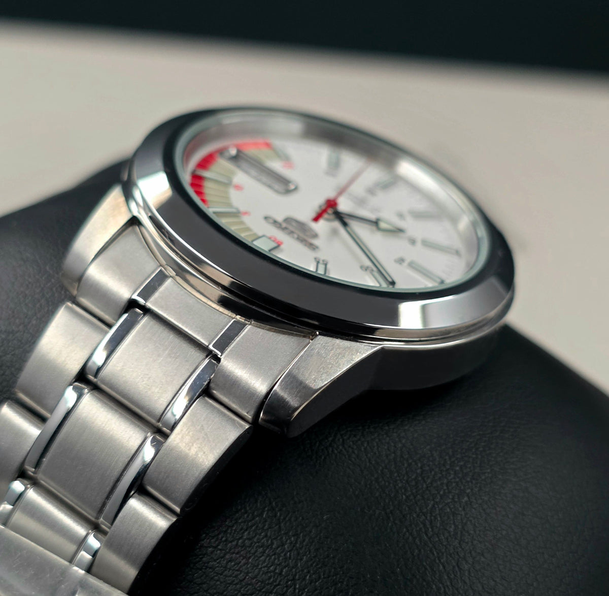 Seiko 5 SNKK25J1 Ref. 7S26-02W0
