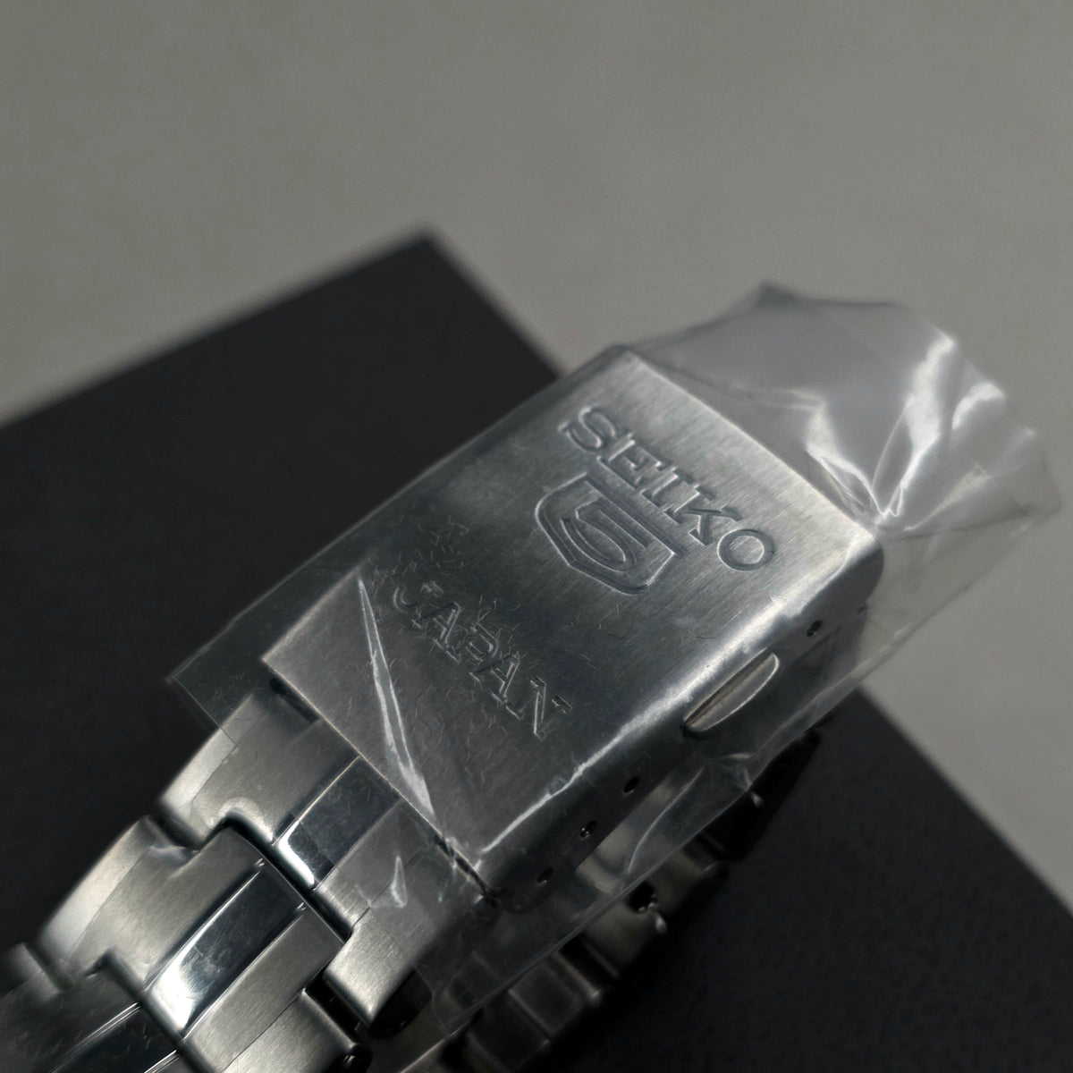 Seiko 5 Automatic Ref. SNKK71J1 NOS