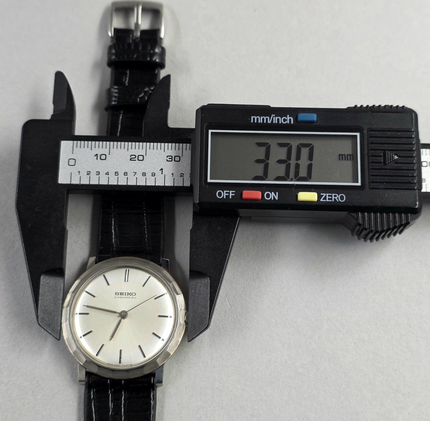 Seiko 6660-7020 - Ultra-Thin