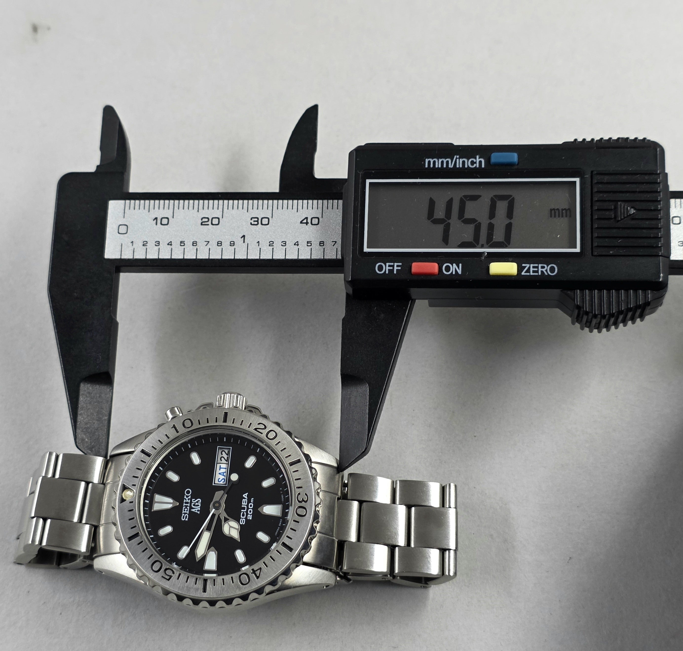 SEIKO AGS ダイバースキューバ 200m防水 5M43-0C50 Seiko AGS Scuba Diver - Ref. 5M43-0C50 – Turgay's Watches