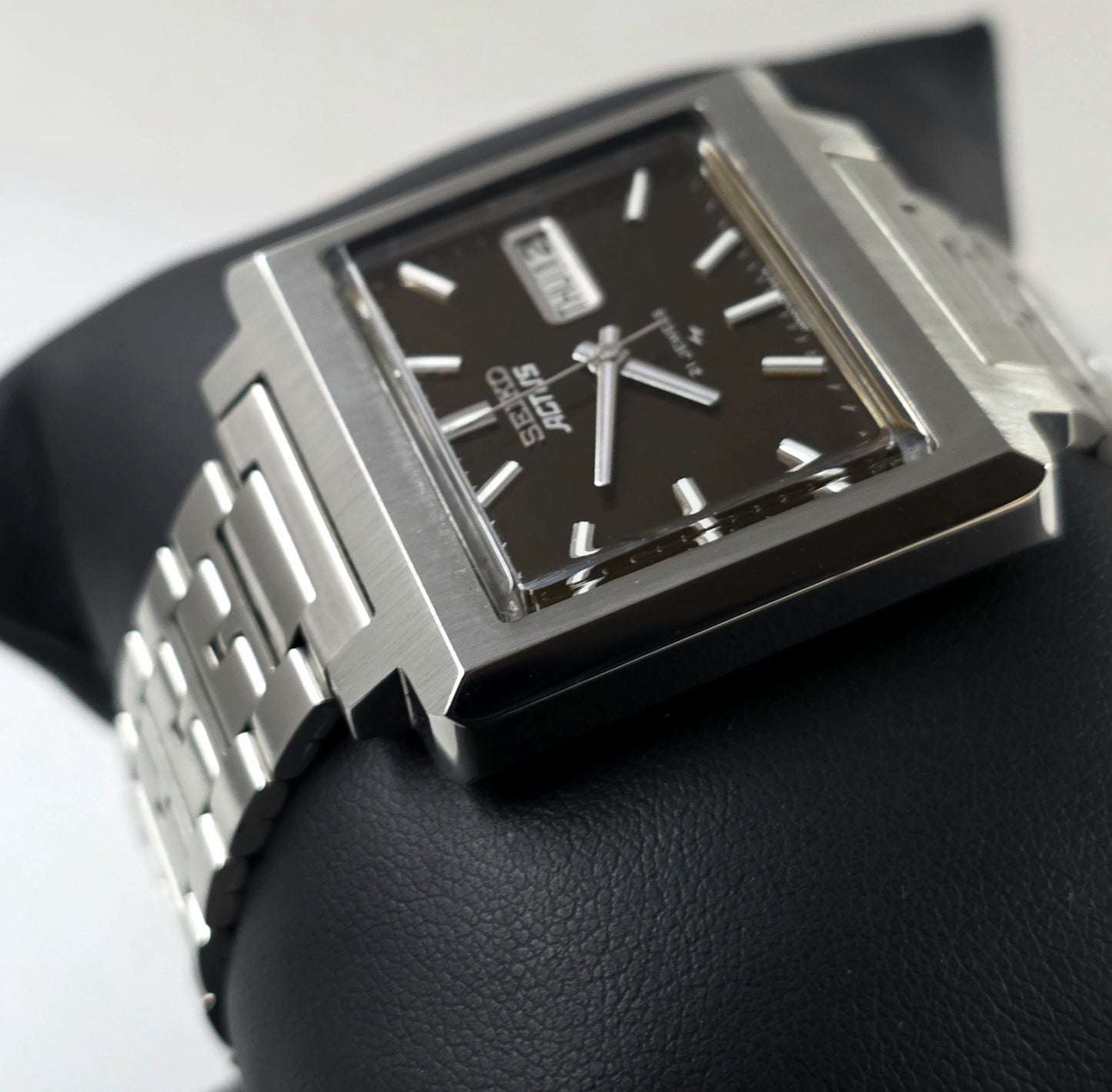 Seiko Actus 7019-5070