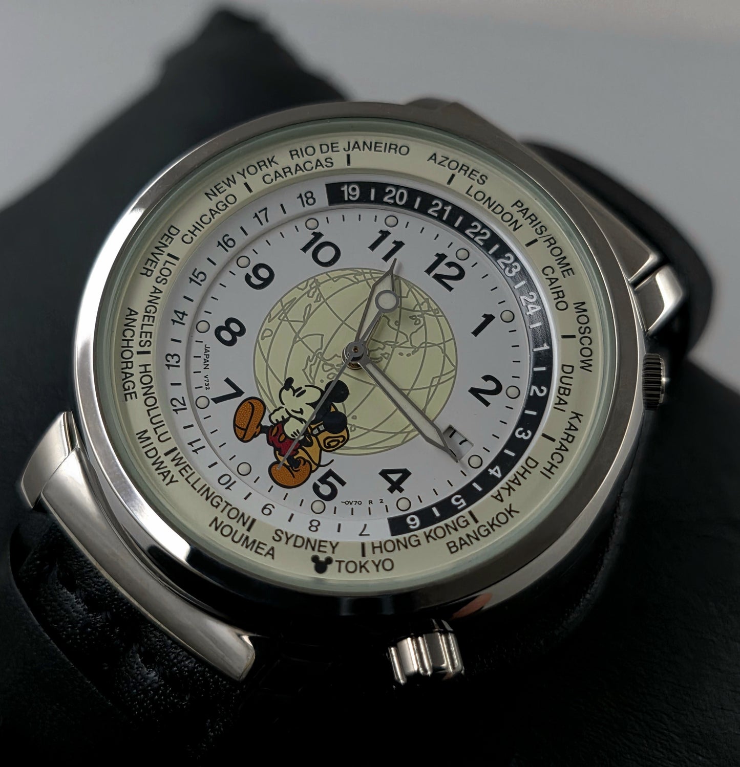 Seiko Alba ACBX001 Mickey Navigator V732-0J30