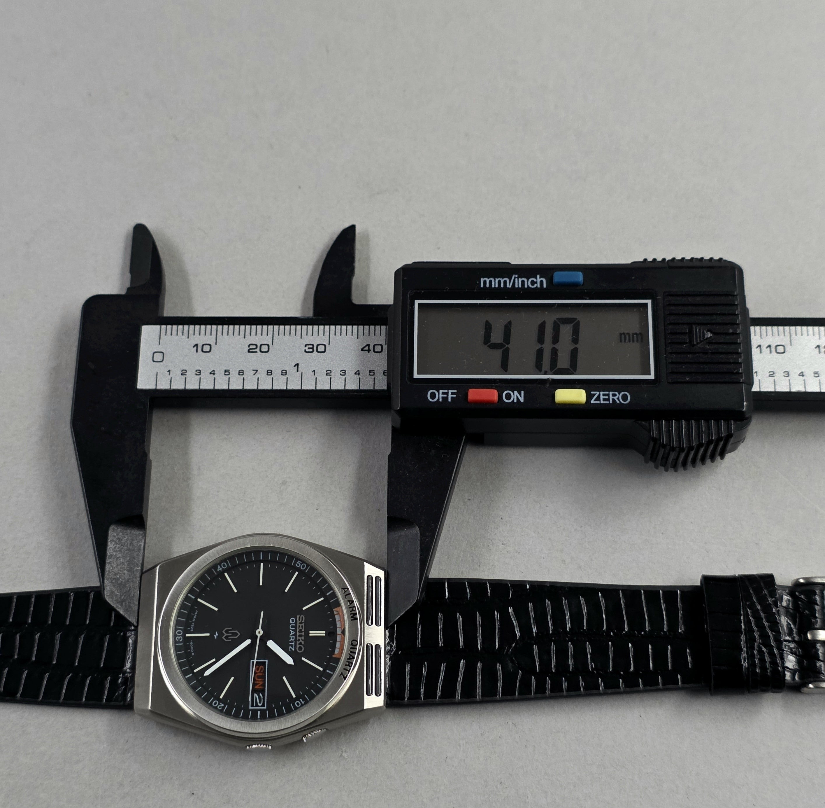 Seiko Digital Alarm 7223-6000 – Turgay's Watches