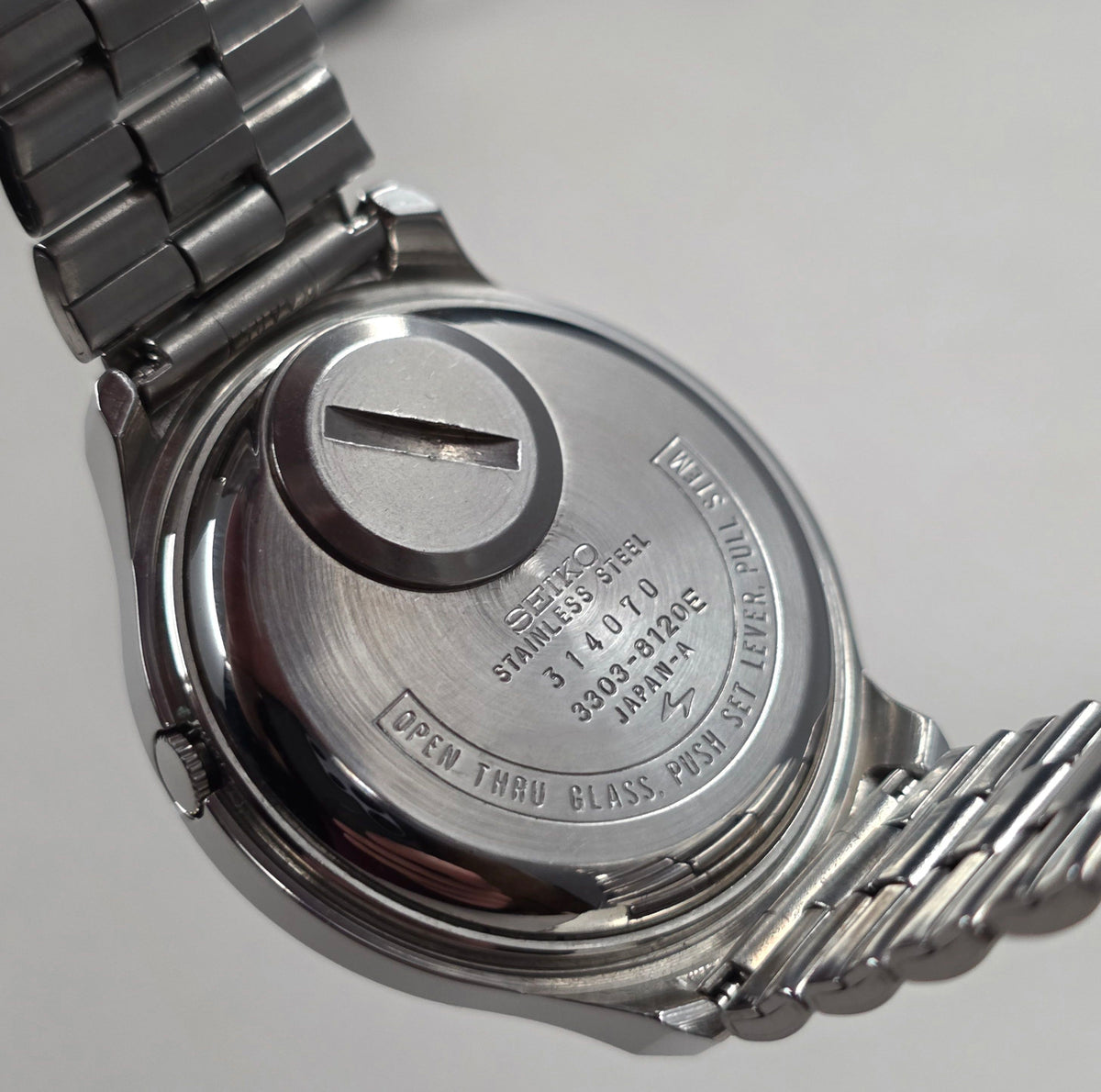 Seiko EL-330 Battery-Powered Watch Ref. 3303-8120E