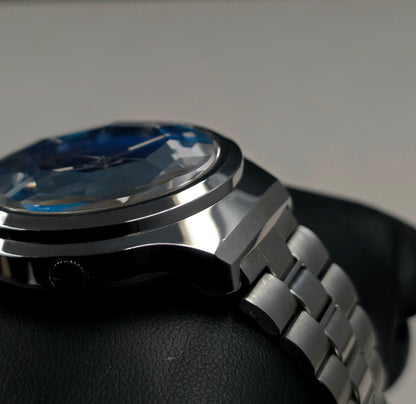 Seiko EL-330 Battery-Powered Watch Ref. 3303-8120E