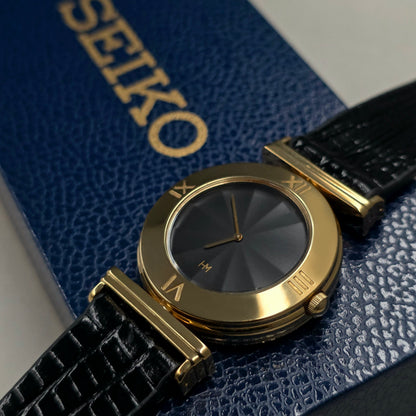 Seiko × Hanae Mori Reversible Ref. 2N20-0070