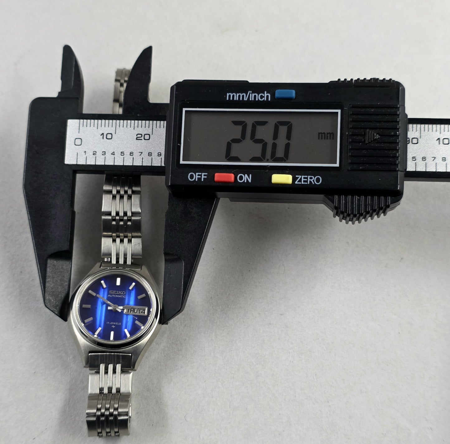 Seiko Lady Vintage 2206-0490