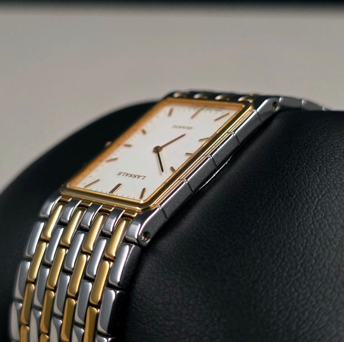 Seiko Lassale Ultra-Thin Quartz Ref. 2F50-5919