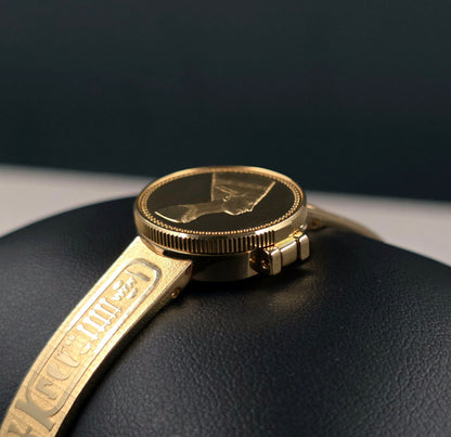 Seiko Golden Nefertiti 1E20-0A20