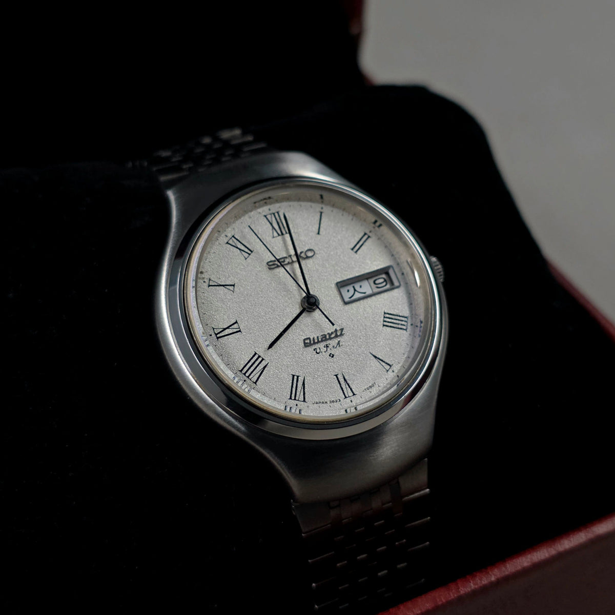 Seiko Quartz V.F.A. Ref. 3823-7001