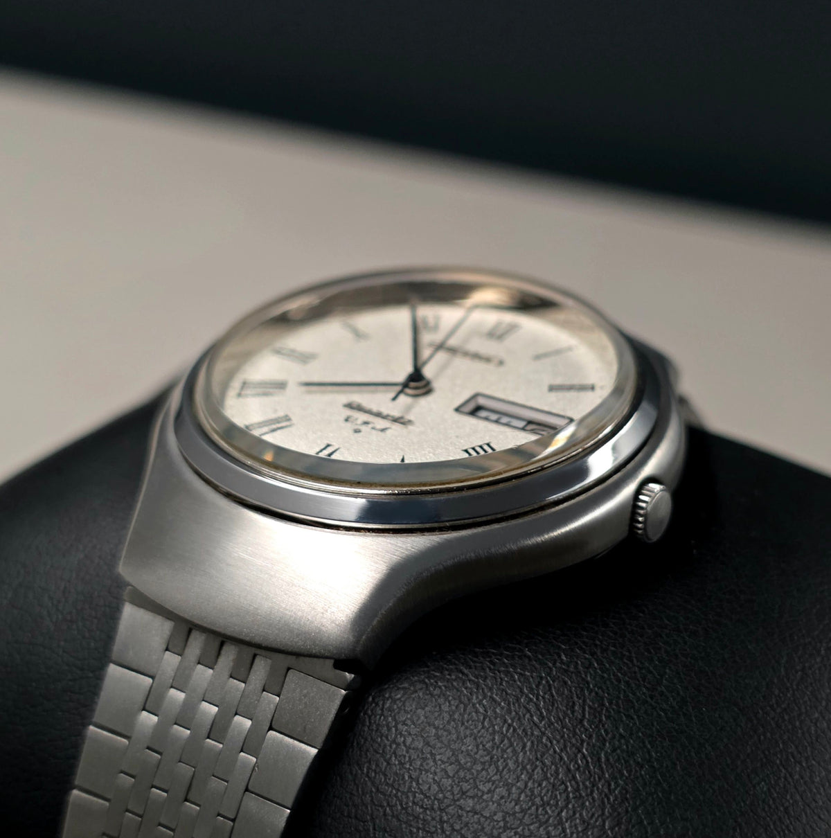 Seiko Quartz V.F.A. Ref. 3823-7001