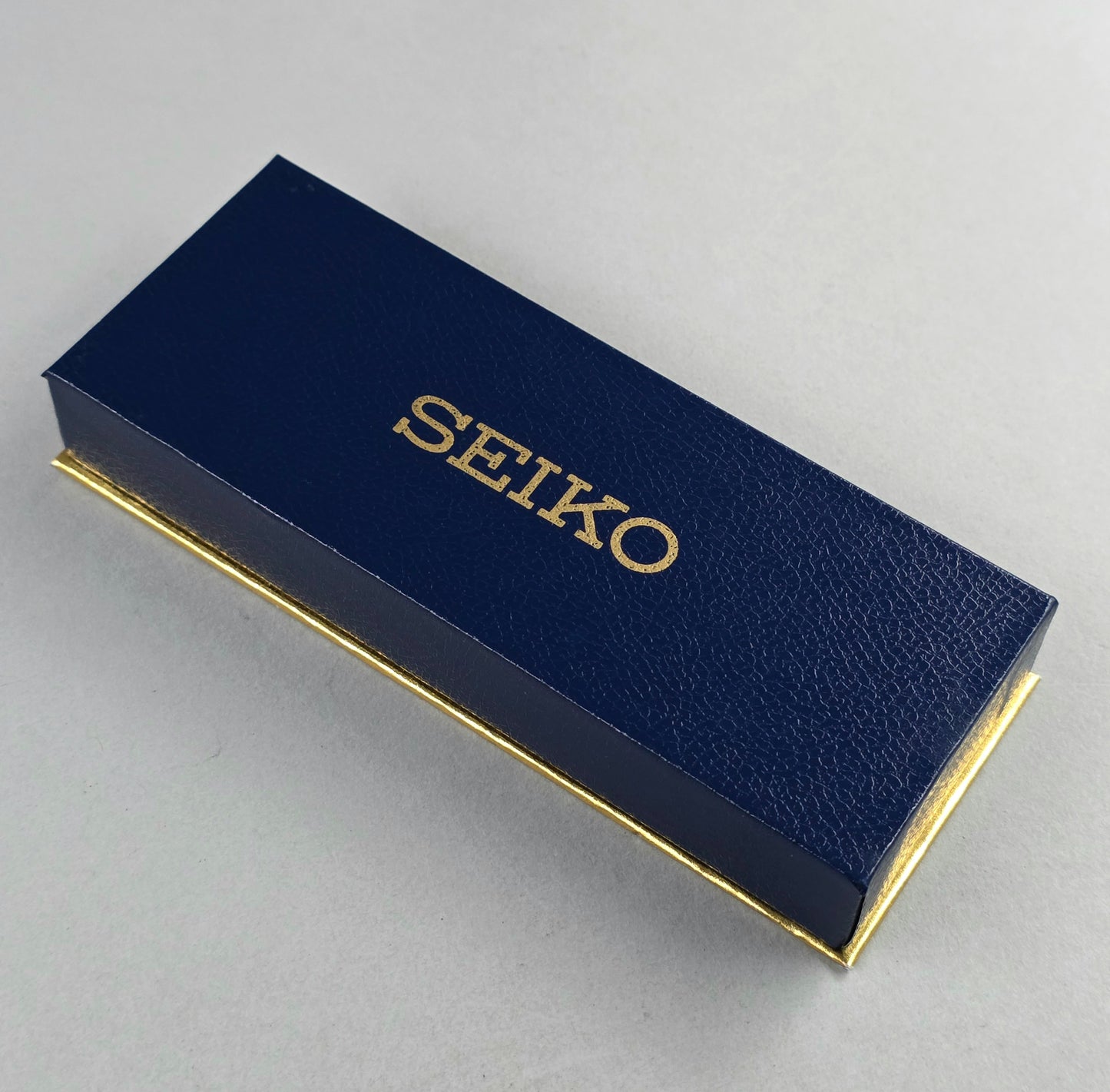 Seiko Lady Vintage 2205-7060