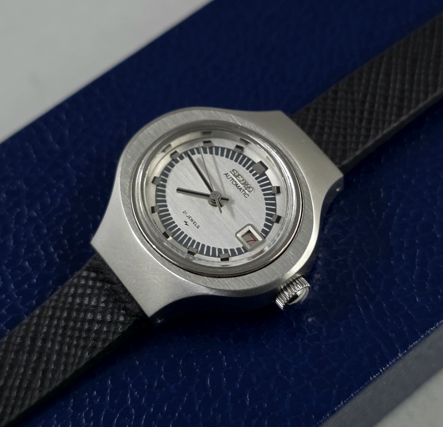 Seiko Lady Vintage 2205-7060