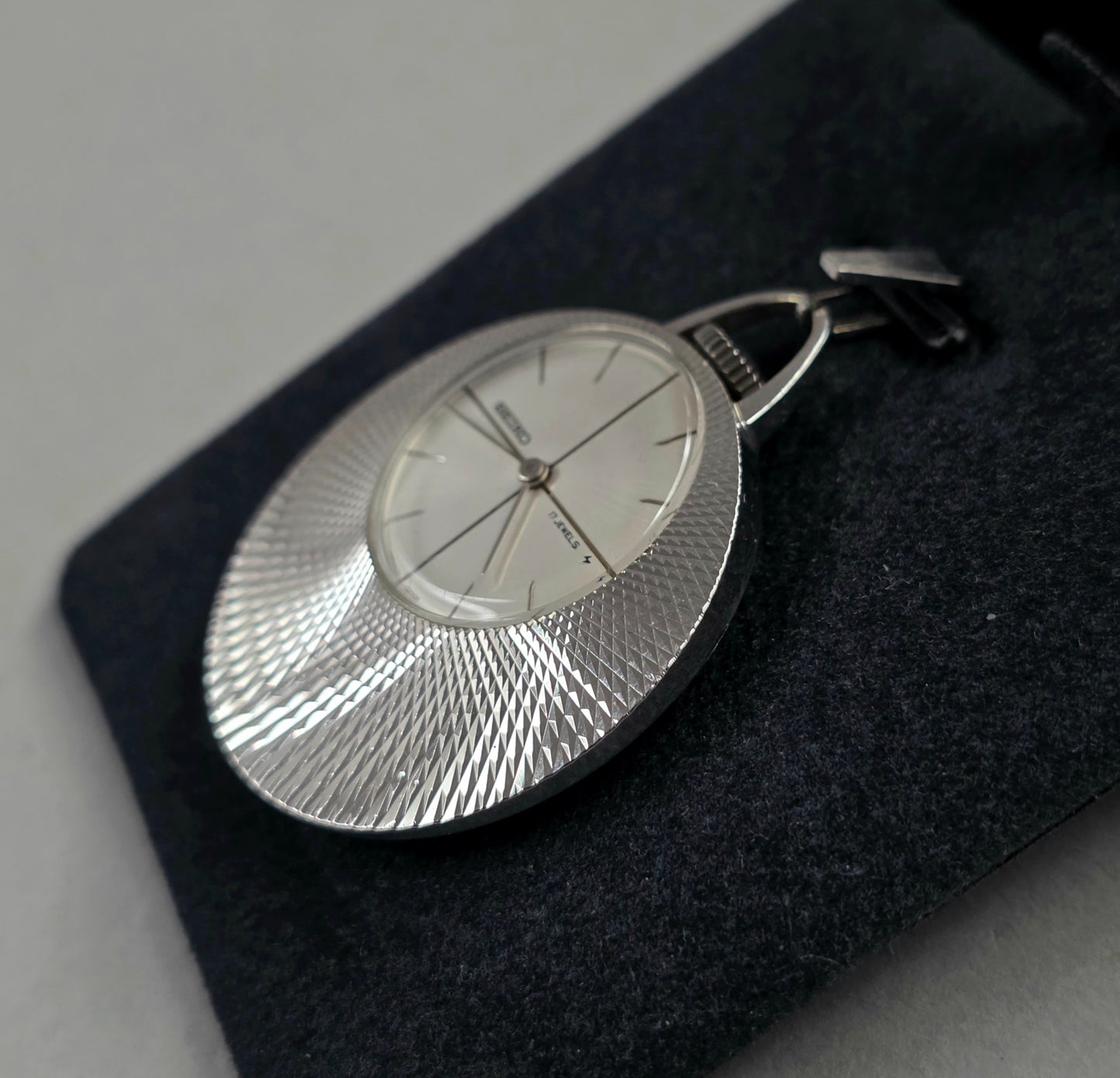 Seiko Pendant Watch 21-7160