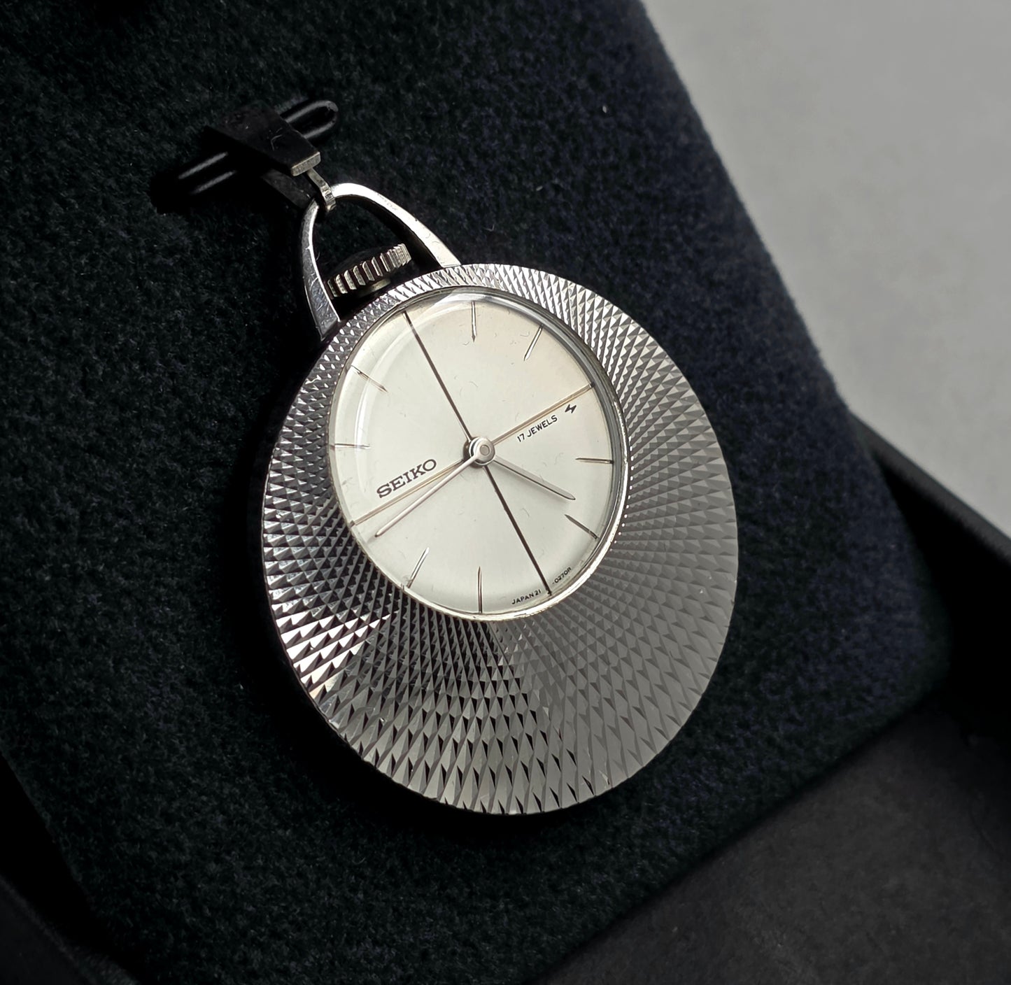 Seiko Pendant Watch 21-7160
