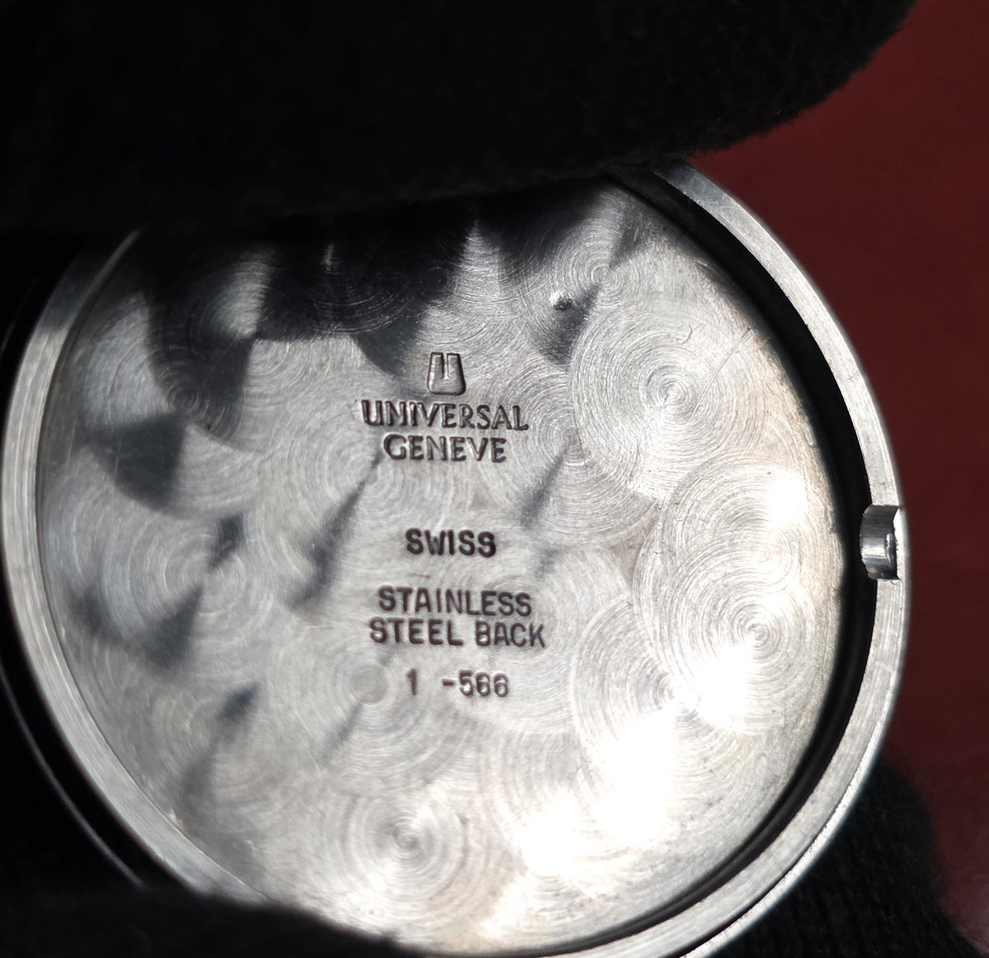 Universal Genève Quartz - Ref. 1-566