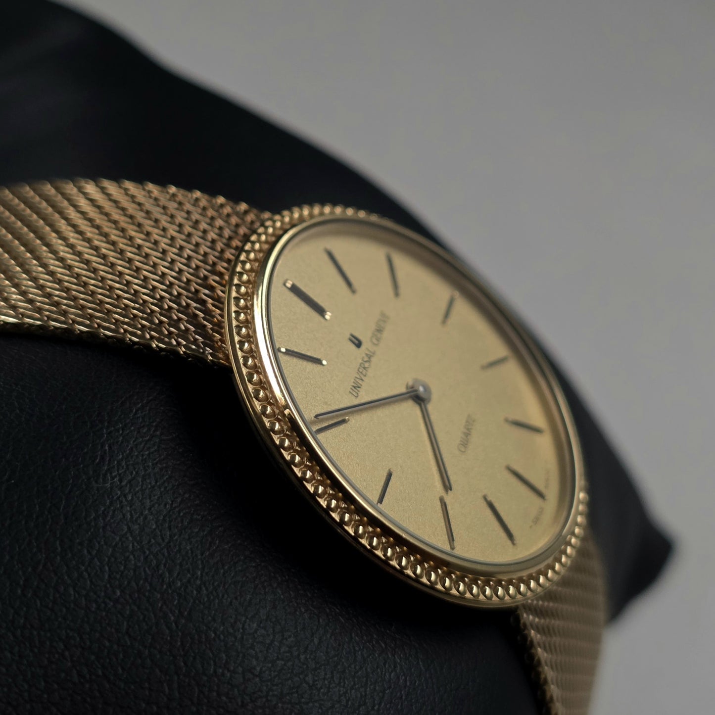 Universal Genève Quartz - Ref. 1-566