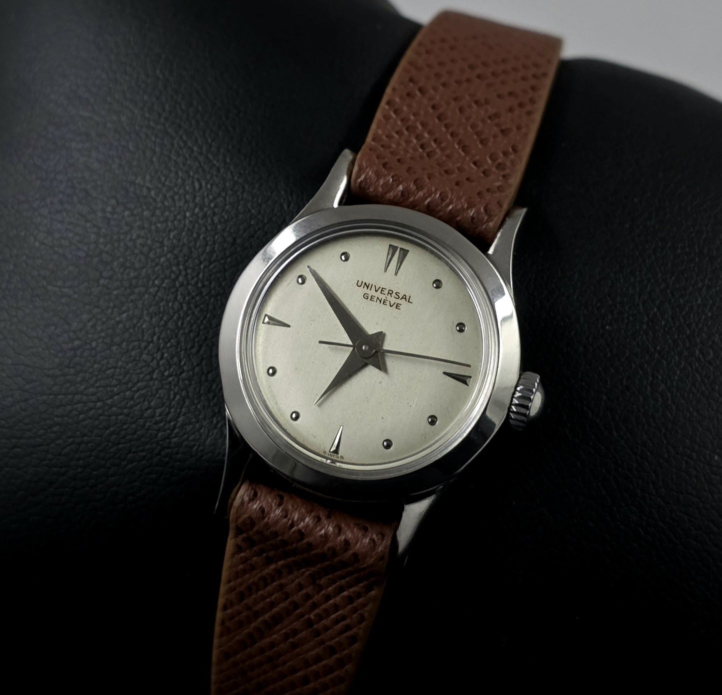 Universal Genève Lady Vintage 27508