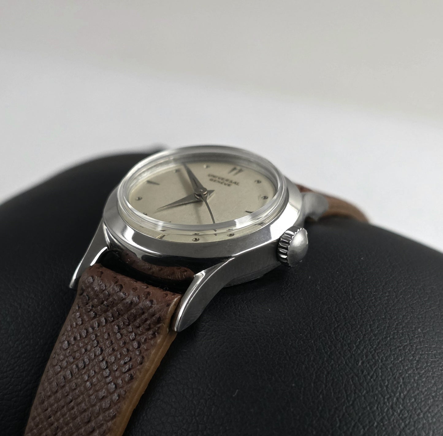 Universal Genève Lady Vintage 27508