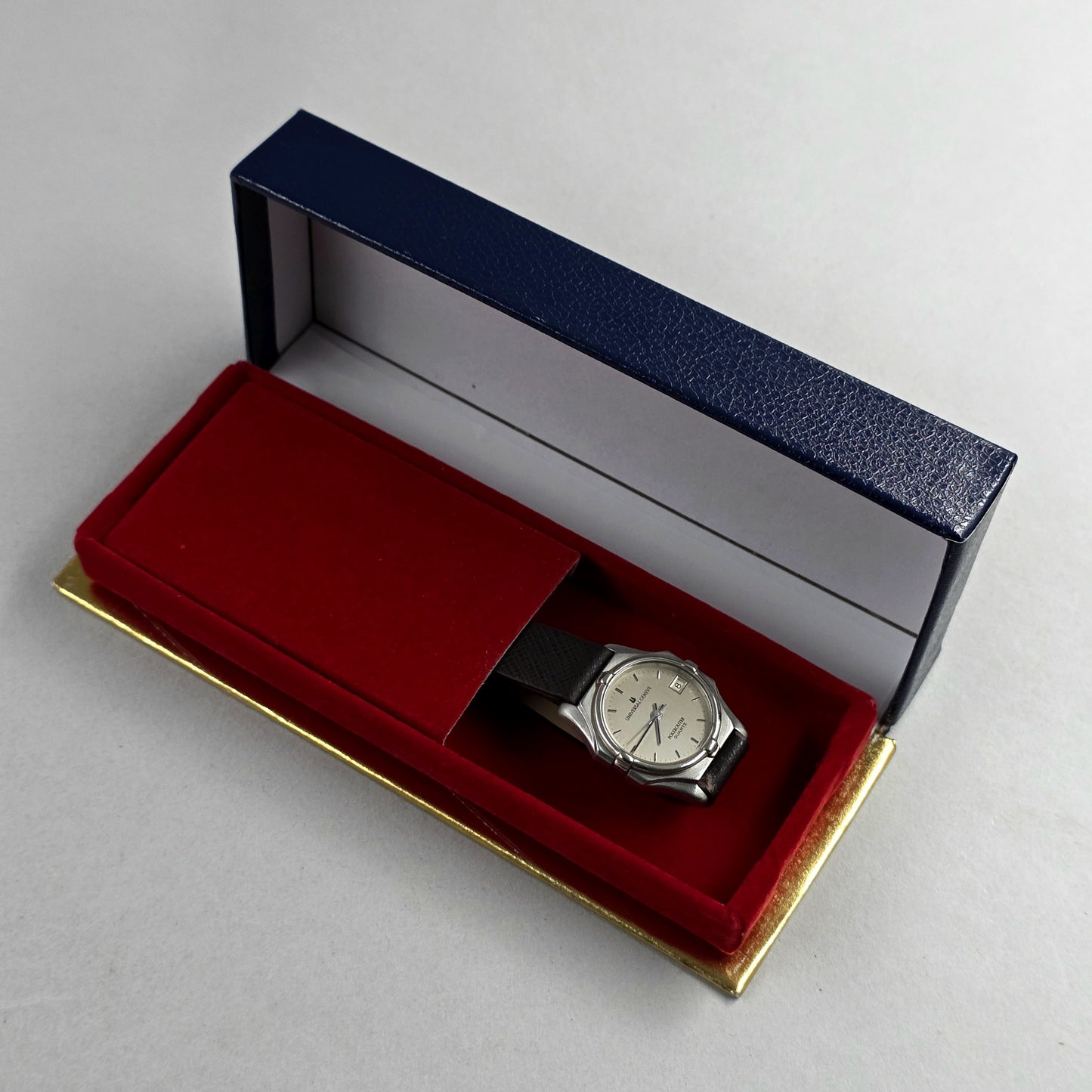 Universal Genève Polerouter Lady Quartz