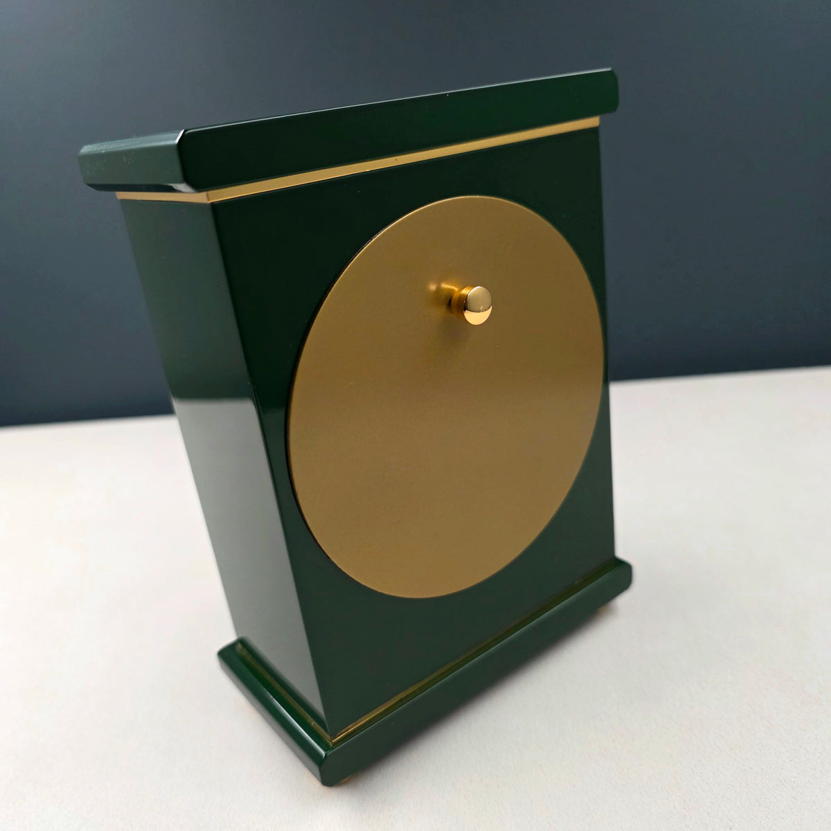 WAKO Table Clock Ref. NB6002M