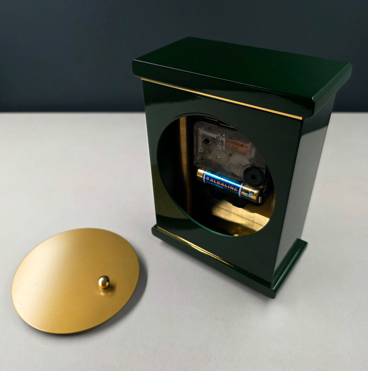 WAKO Table Clock Ref. NB6002M